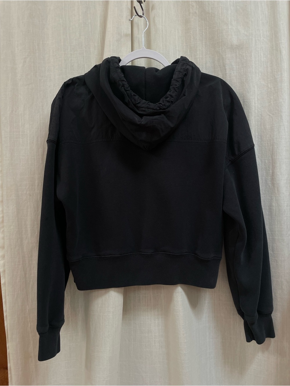 2 Abercrombie soft AF cropped hoodie s - Picture 8 of 14